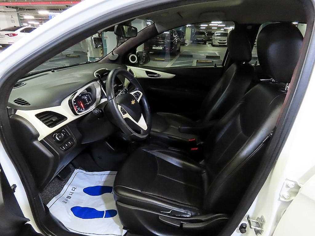 쉐보레 스파크 더 넥스트 스파크 LTZ C-TECH 이미지 6