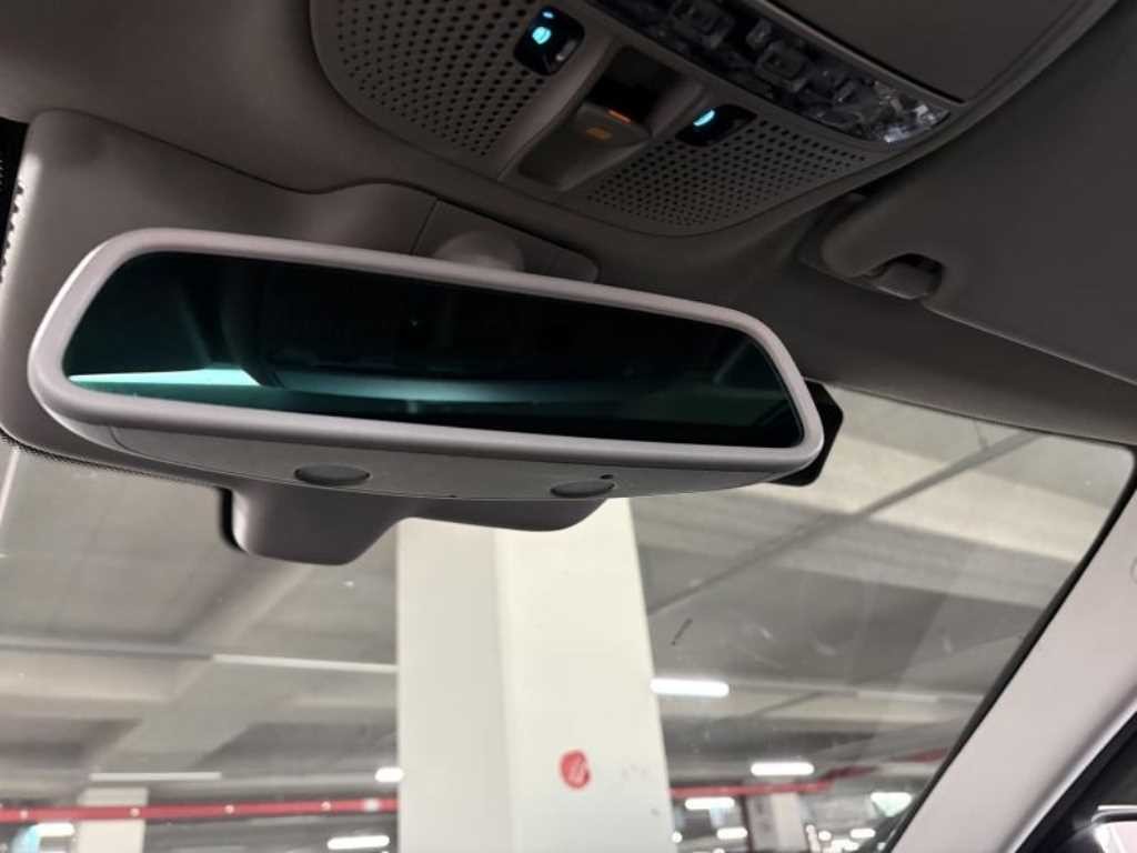벤츠 C 클래스 C클래스 W205 C200 아방가르드 이미지 12