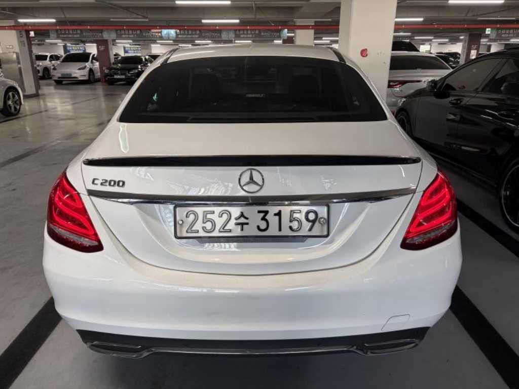 벤츠 C 클래스 C클래스 W205 C200 아방가르드 이미지 2