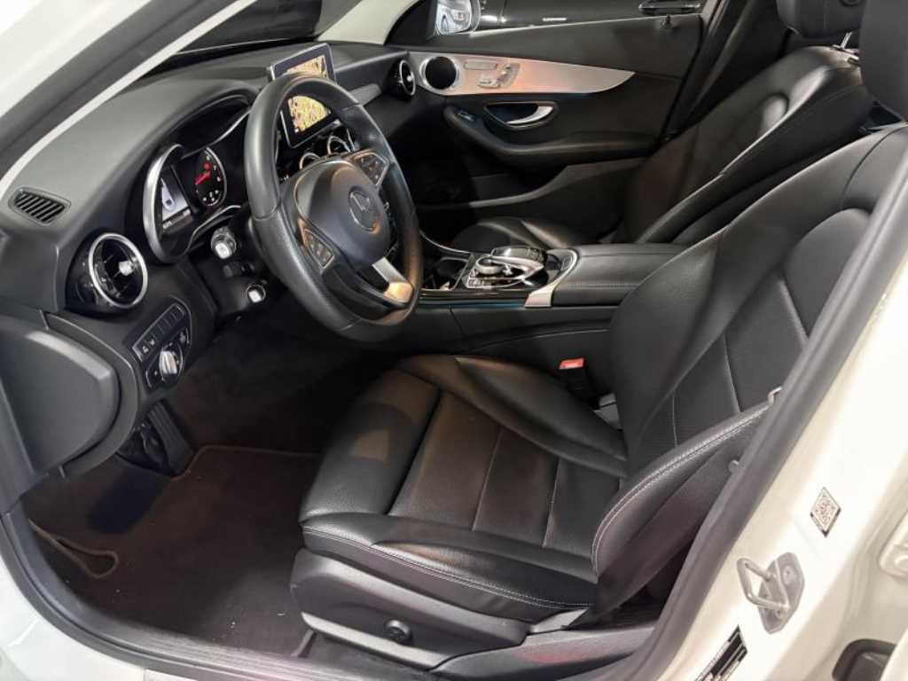 벤츠 C 클래스 C클래스 W205 C200 아방가르드 이미지 4