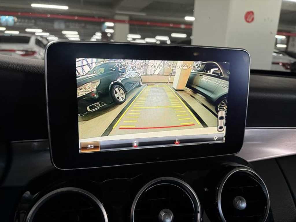 벤츠 C 클래스 C클래스 W205 C200 아방가르드 이미지 7