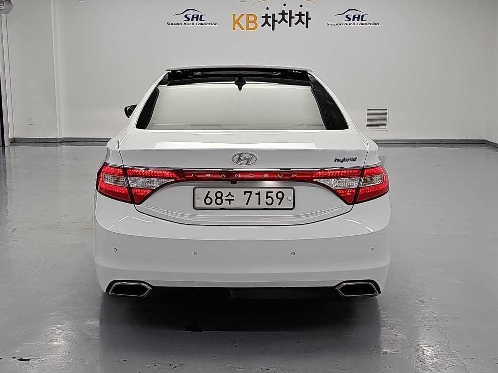 현대 그랜저 그랜저 HG 하이브리드 PREMIUM 이미지 3