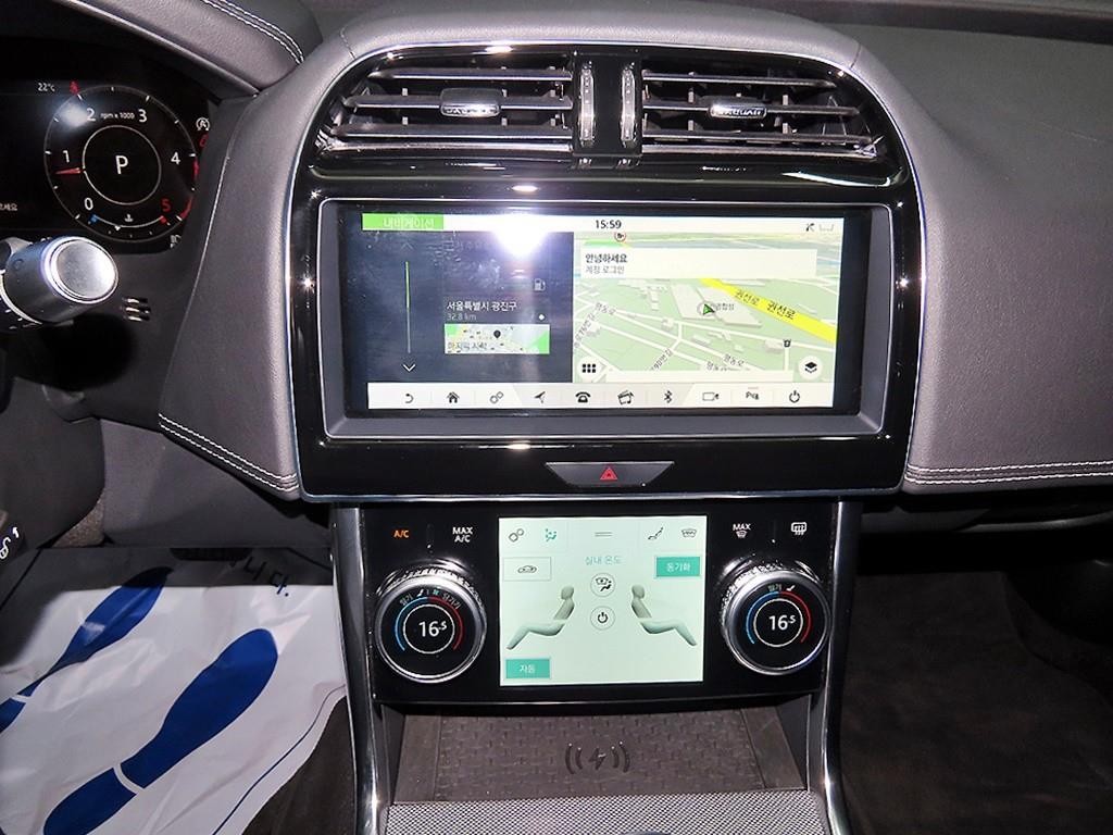 재규어 XE D180 R-다이나믹 S 이미지 11