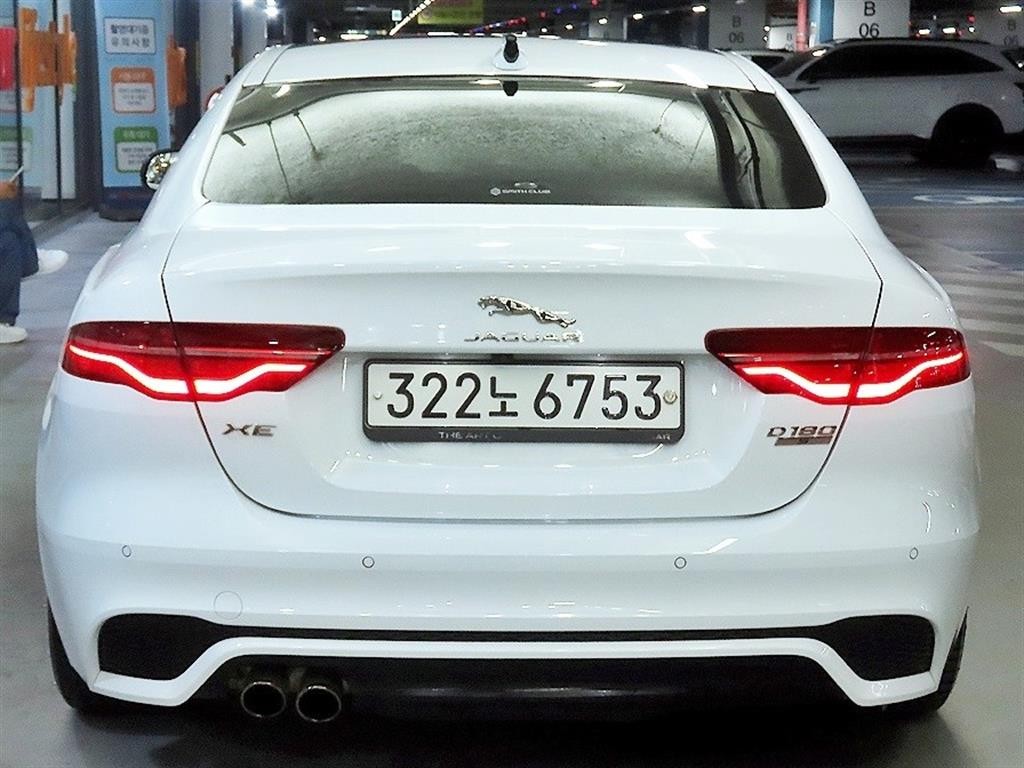 재규어 XE D180 R-다이나믹 S 이미지 5