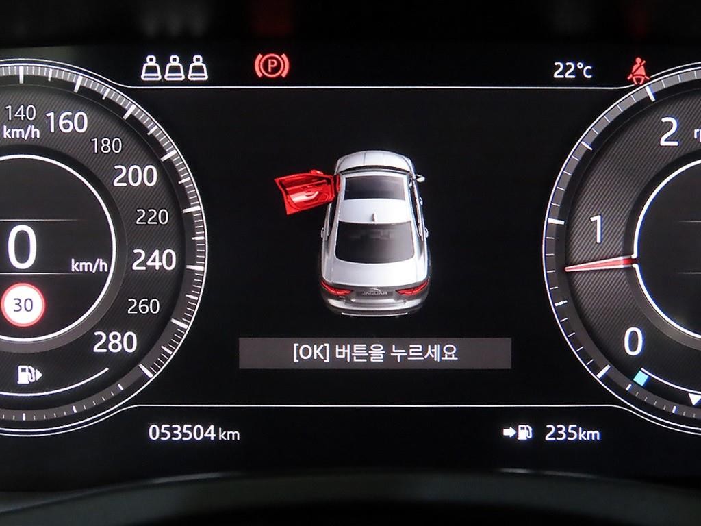 재규어 XE D180 R-다이나믹 S 이미지 9