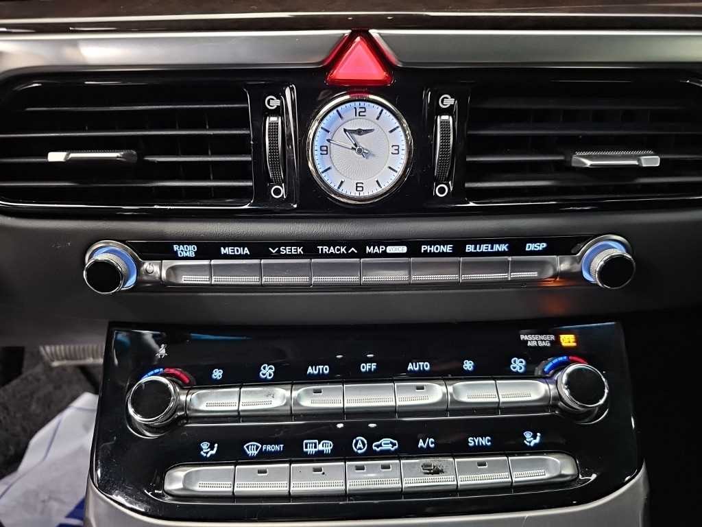 제네시스 EQ900 3.8 GDI AWD 프리미엄 럭셔리 이미지 10