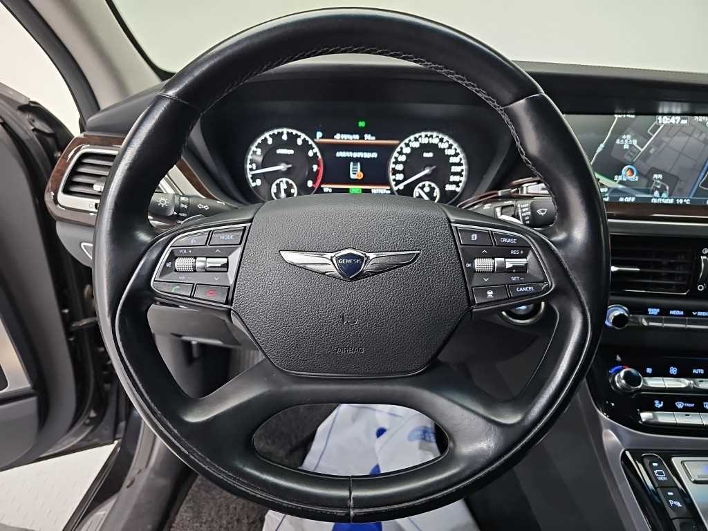 제네시스 EQ900 3.8 GDI AWD 프리미엄 럭셔리 이미지 9