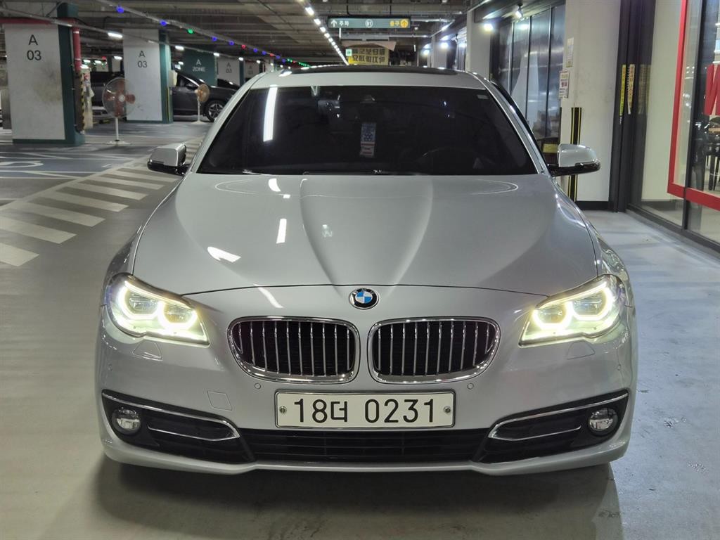 BMW 5시리즈 5시리즈 (F10) 520d 럭셔리 플러스 이미지 2