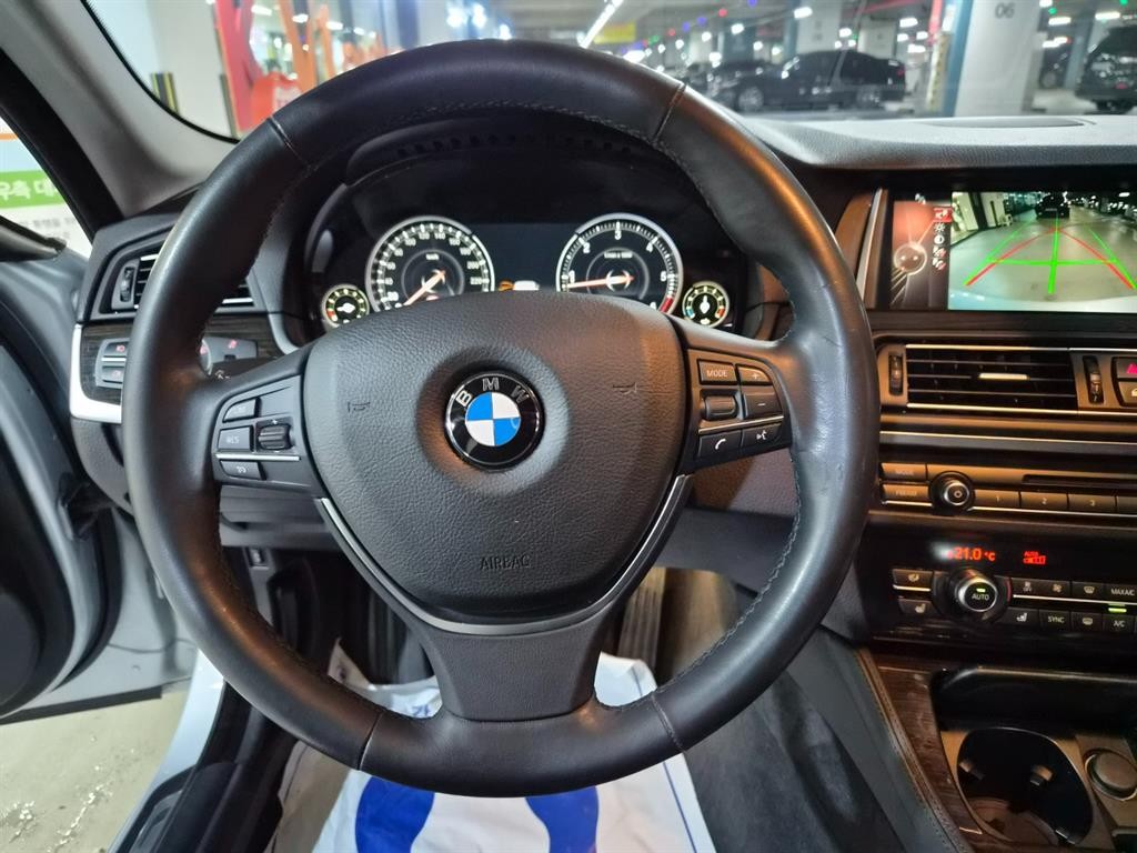 BMW 5시리즈 5시리즈 (F10) 520d 럭셔리 플러스 이미지 8