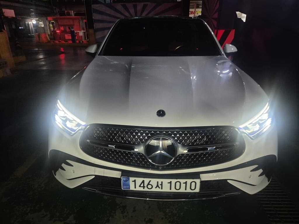 벤츠 GLC 클래스 GLC클래스 X254 GLC300 4MATIC 쿠페 이미지 2