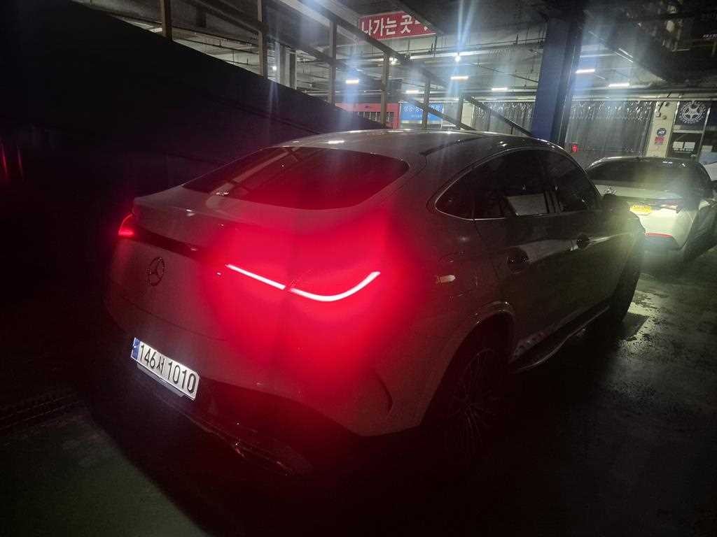 벤츠 GLC 클래스 GLC클래스 X254 GLC300 4MATIC 쿠페 이미지 3