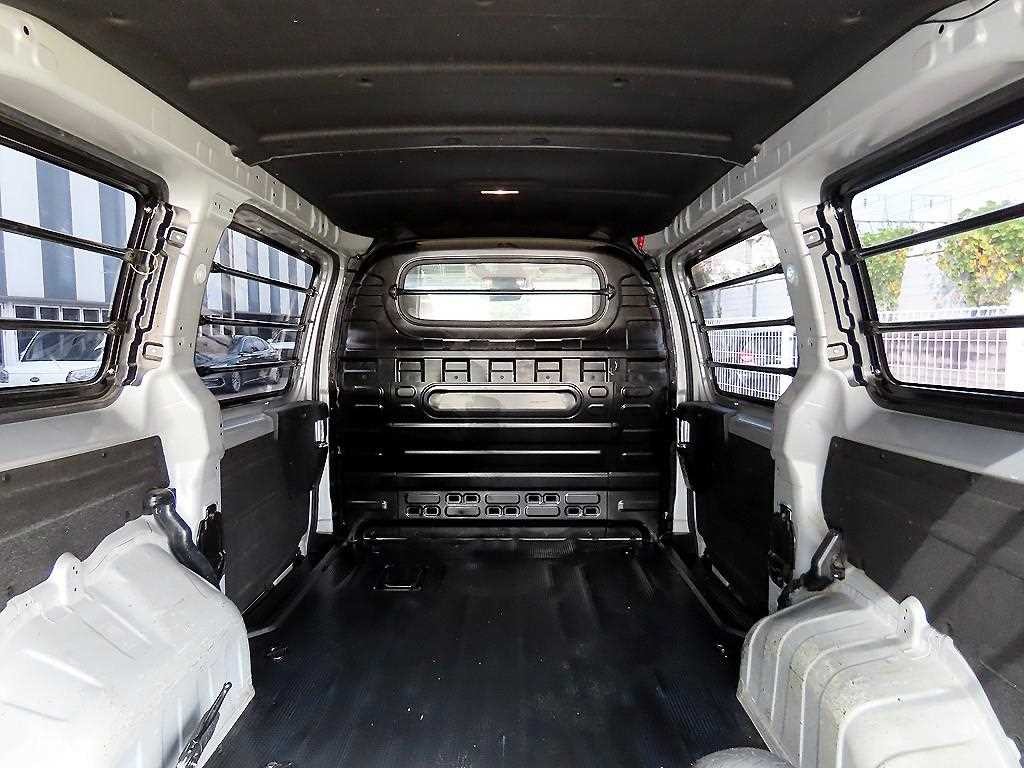 현대 스타리아 2WD 디젤 카고 모던 3인승 이미지 17