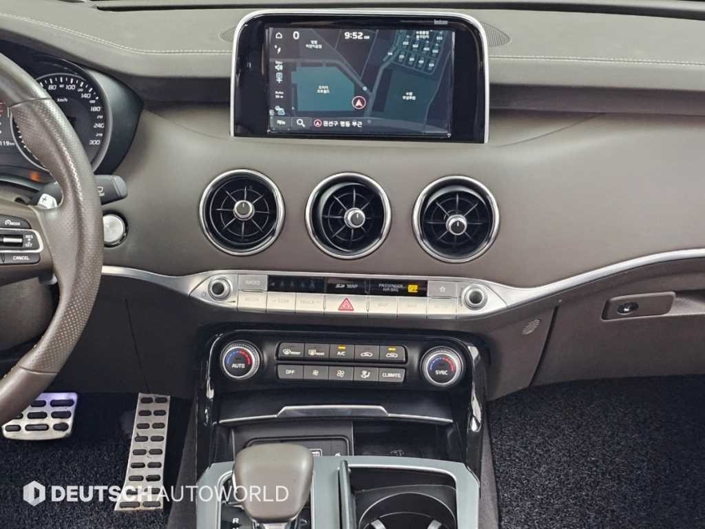 기아 스팅어 가솔린 3.3 터보 2WD GT 이미지 15