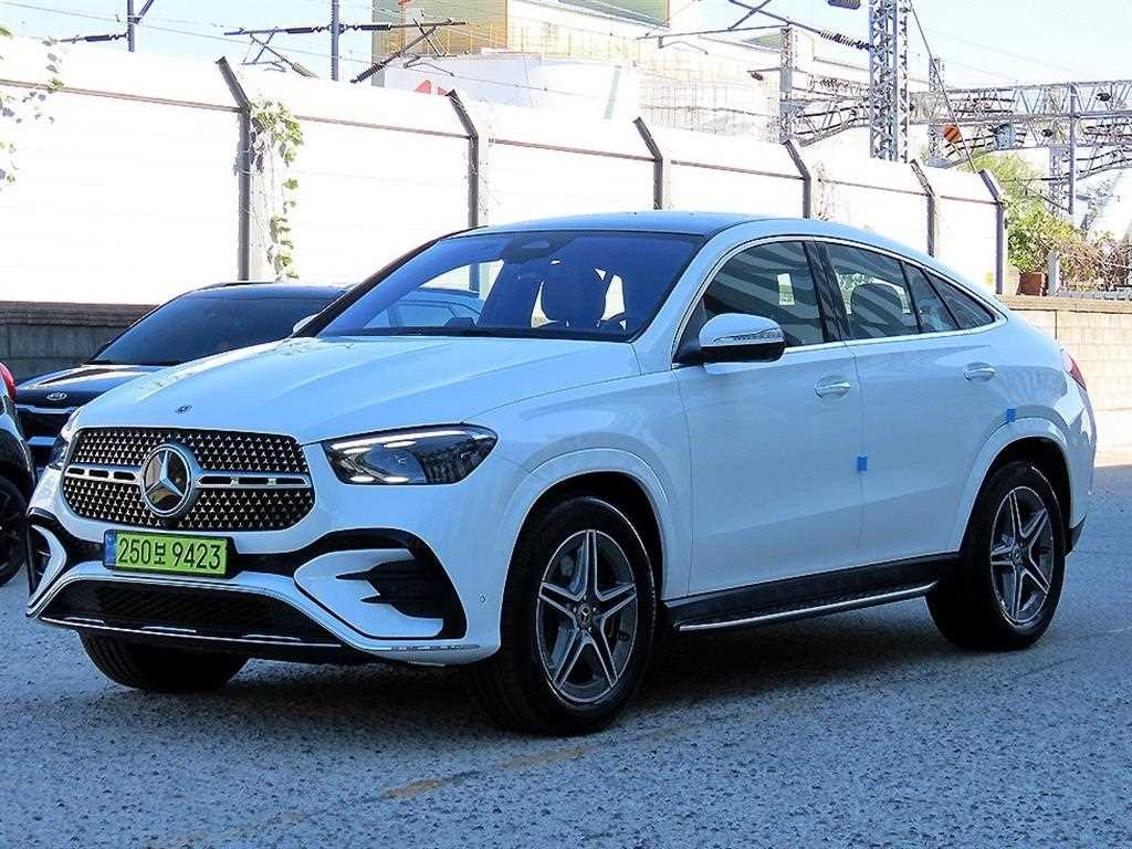 벤츠 GLE 클래스 GLE 클래스 W167 GLE 450d 4MATIC 쿠페 이미지 2