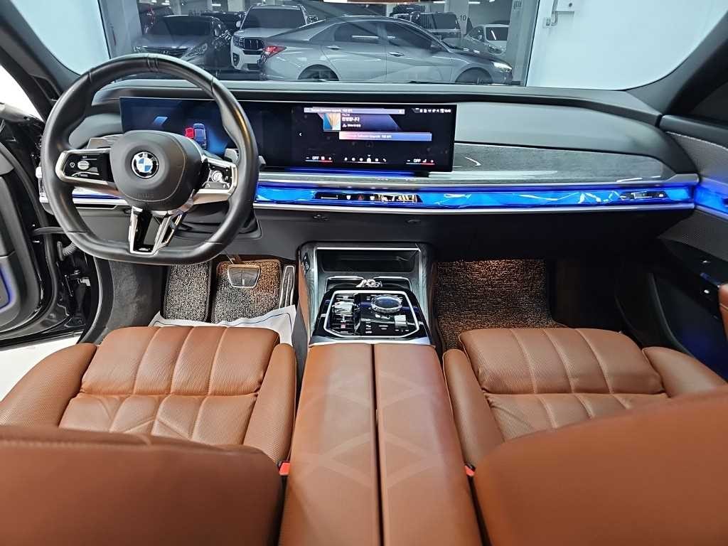 BMW 7시리즈 7시리즈 (G70) 740i xDrive M 스포츠 리미티드 이미지 7