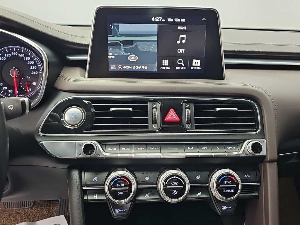 제네시스 G70 2.0T 엘리트 이미지 10
