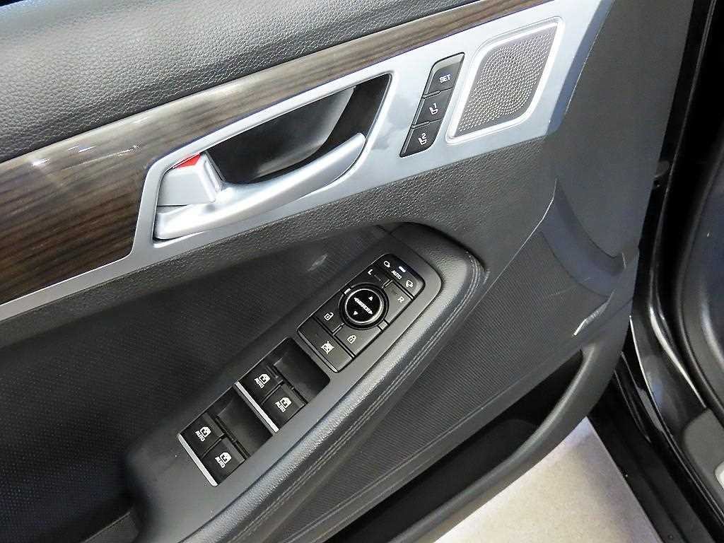 제네시스 G80 3.3 GDI AWD 프리미엄 럭셔리 이미지 13