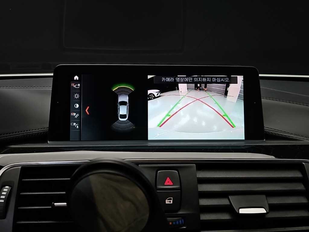 BMW 4시리즈 4시리즈 (F32) 420i 그란쿠페 럭셔리 이미지 16