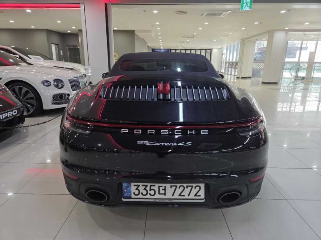 포르쉐 911 911(992) 카레라 4S 카브리올레 이미지 3