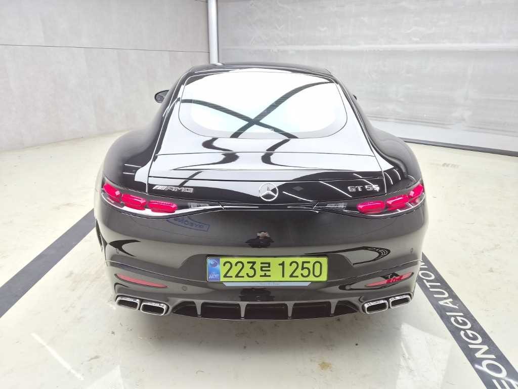 벤츠 AMG GT 55 4MATIC+ 쿠페 이미지 3