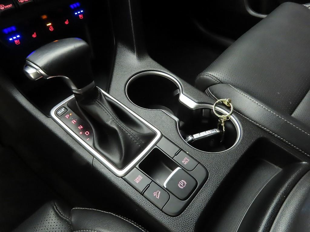 기아 스포티지 스포티지 더 볼드 1.6 디젤 2WD 프레스티지 이미지 10