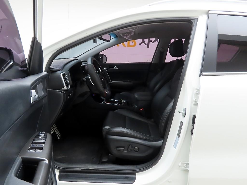 기아 스포티지 스포티지 더 볼드 1.6 디젤 2WD 프레스티지 이미지 11