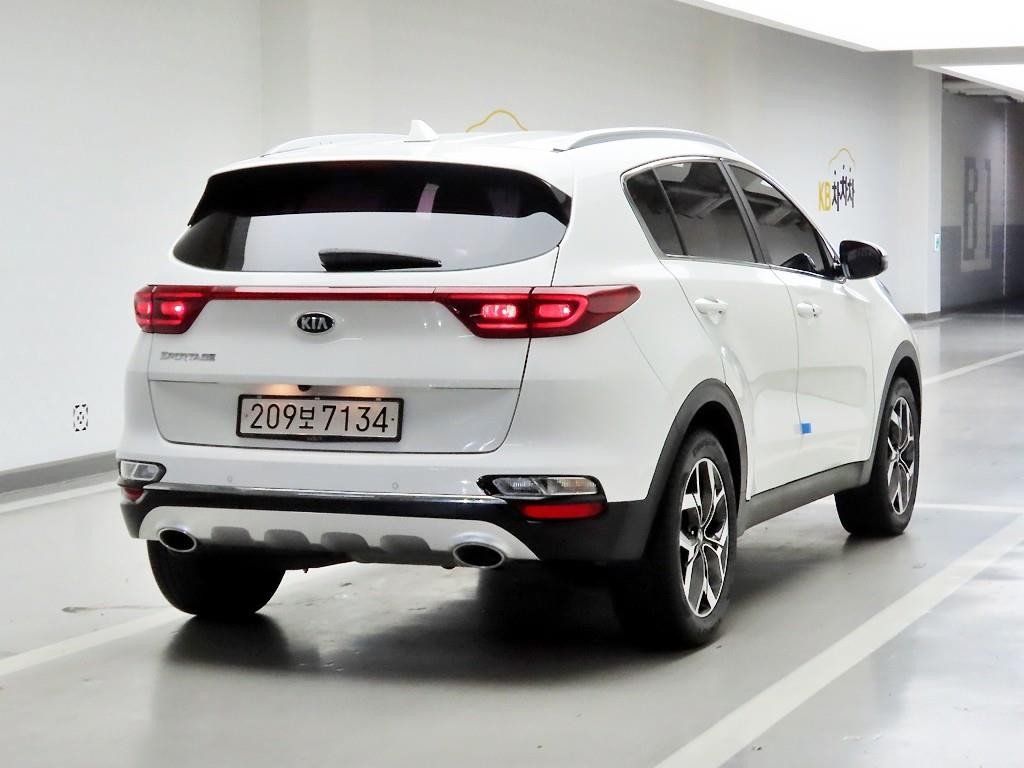 기아 스포티지 스포티지 더 볼드 1.6 디젤 2WD 프레스티지 이미지 4