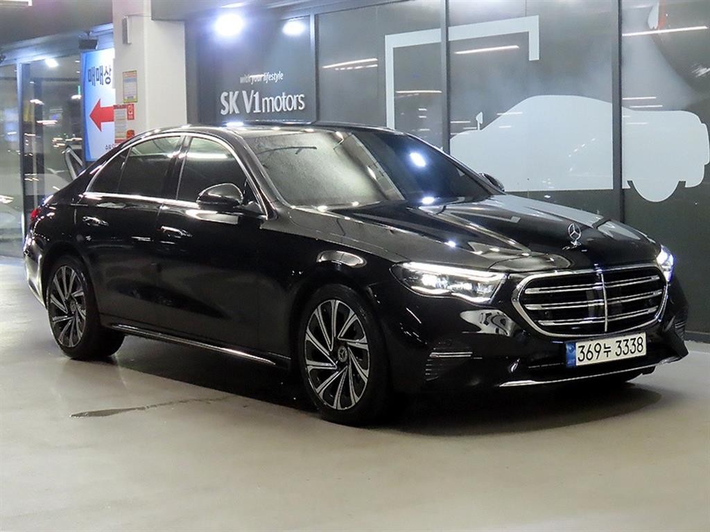 벤츠 E 클래스 E-클래스 W214 E300 4MATIC 익스클루시브 이미지 1