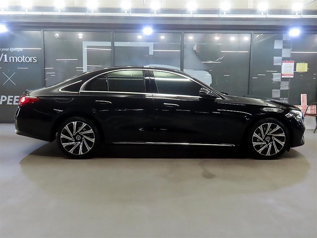벤츠 E 클래스 E-클래스 W214 E300 4MATIC 익스클루시브 이미지 3