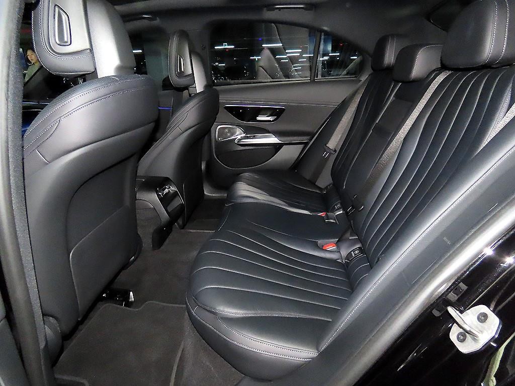 벤츠 E 클래스 E-클래스 W214 E300 4MATIC 익스클루시브 이미지 7