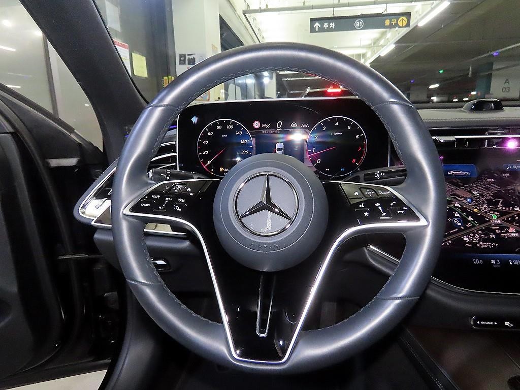 벤츠 E 클래스 E-클래스 W214 E300 4MATIC 익스클루시브 이미지 8