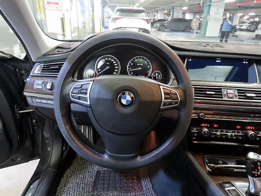 BMW 7시리즈 7시리즈 (F01) 750 Li 이미지 8