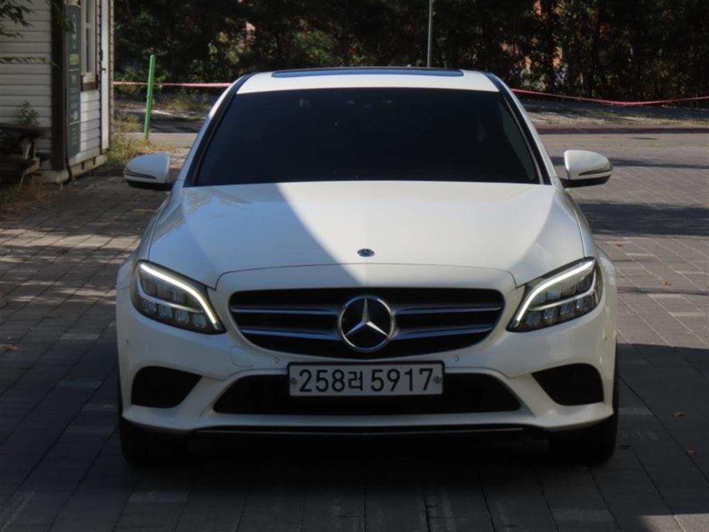 벤츠 C 클래스 C클래스 W205 C220 d 4MATIC 이미지 1