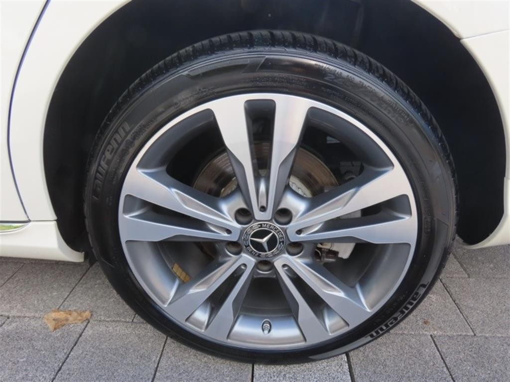 벤츠 C 클래스 C클래스 W205 C220 d 4MATIC 이미지 16