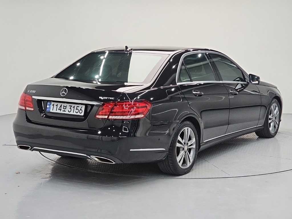 벤츠 E 클래스 E-클래스 W212 E220 블루텍 아방가르드 이미지 4