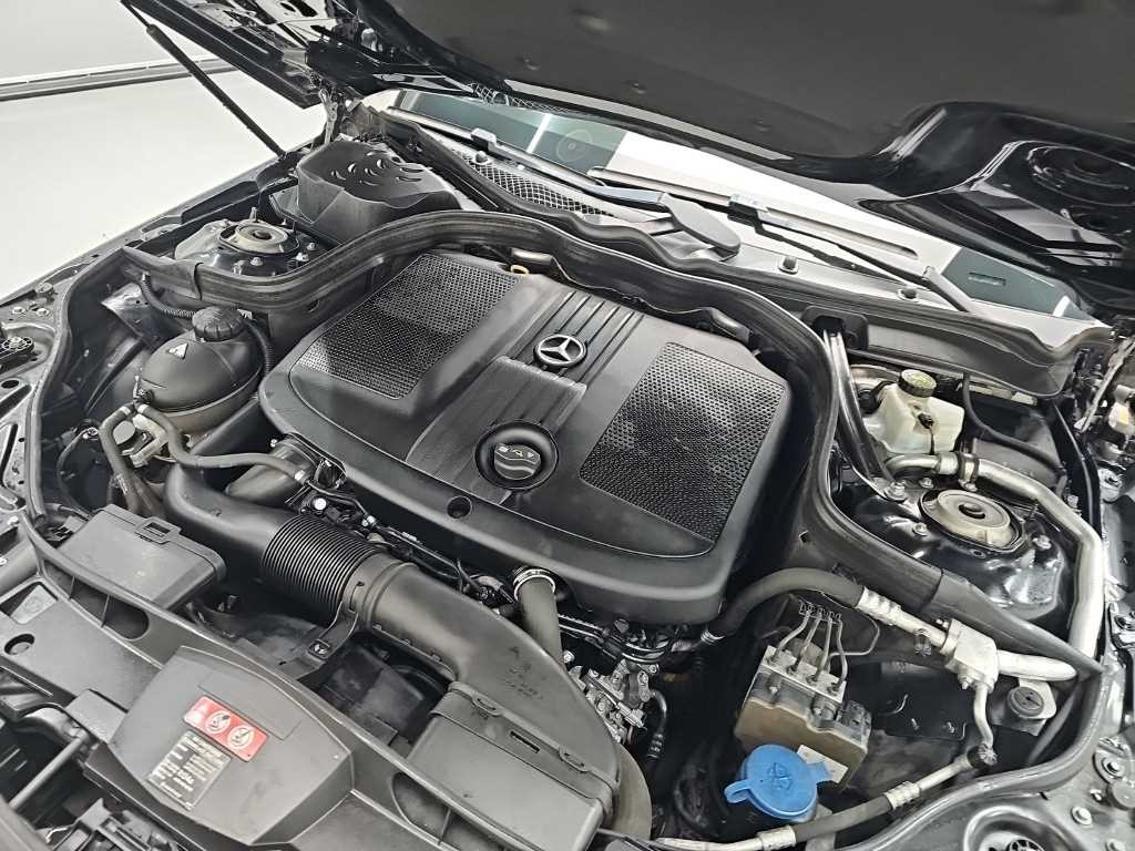 벤츠 E 클래스 E-클래스 W212 E220 블루텍 아방가르드 이미지 5