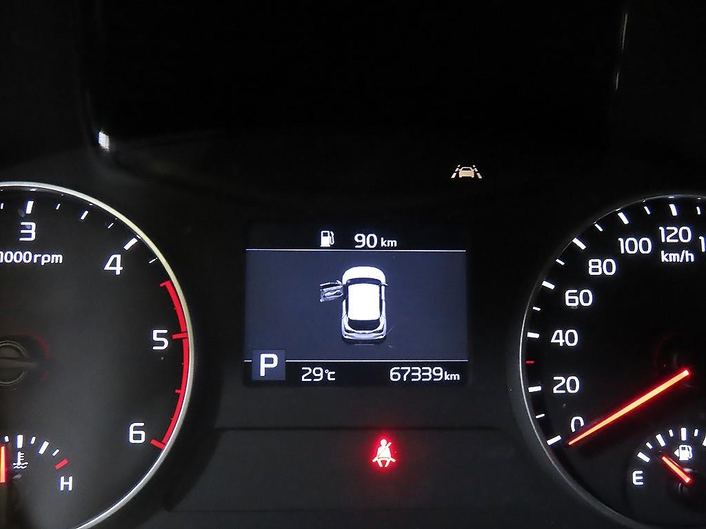 기아 셀토스 디젤 1.6 2WD 프레스티지 이미지 9