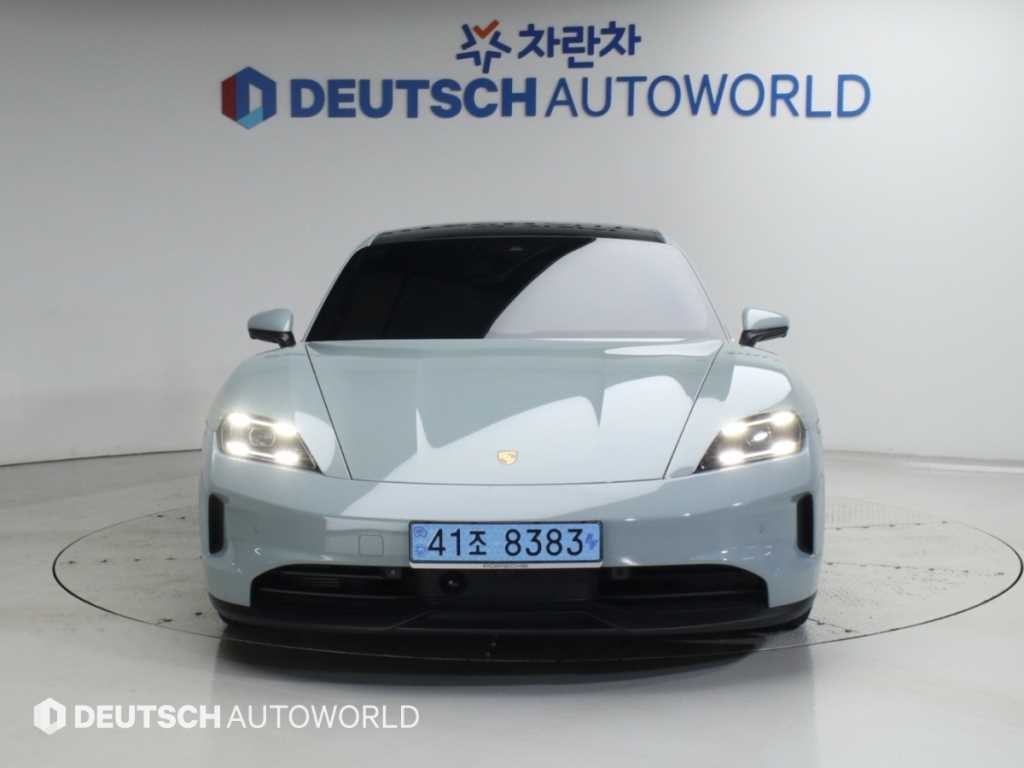 포르쉐 타이칸 4S 이미지 3