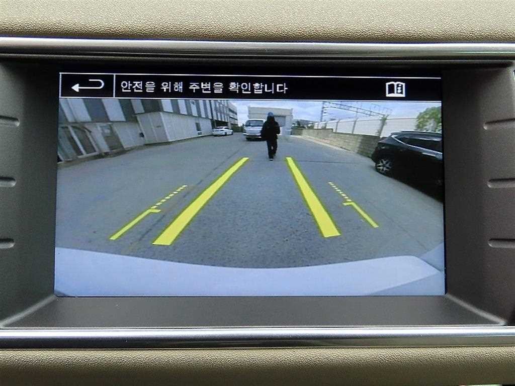 랜드로버 레인지로버 이보크 2.0 TD4 SE 이미지 13