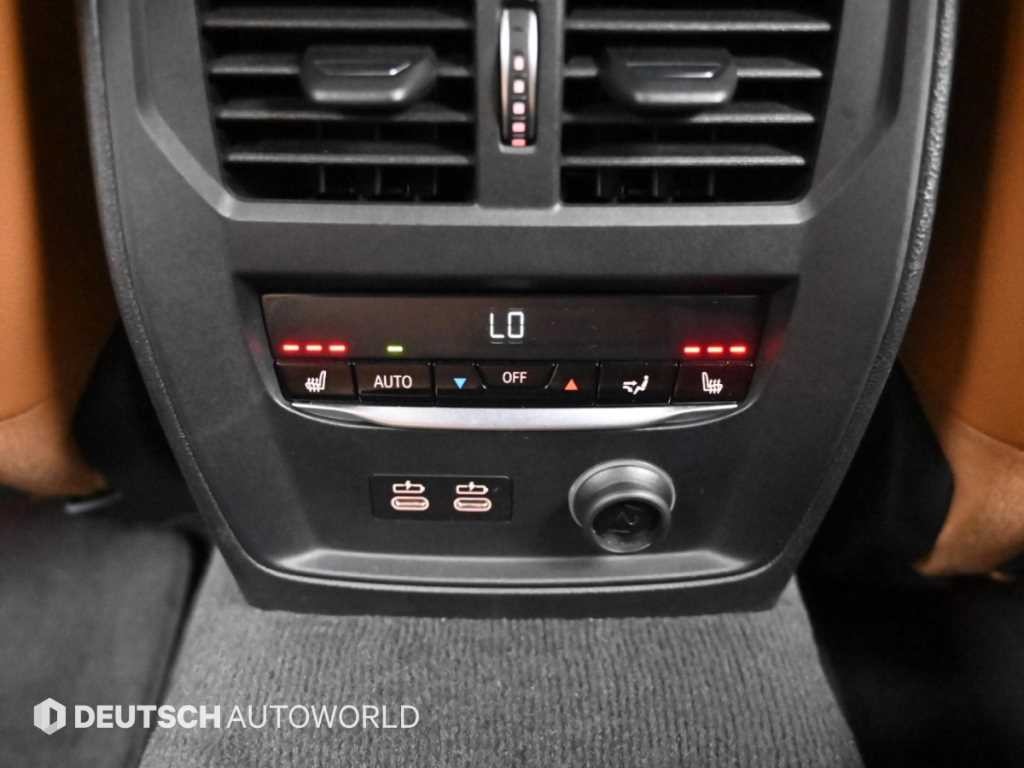 BMW 3시리즈 3시리즈 (G20) 330i xDrive M 스포츠 이미지 16