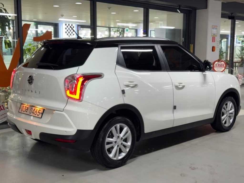 KG모빌리티(쌍용) 티볼리 가솔린 2WD 1.6 LX 최고급형 이미지 4