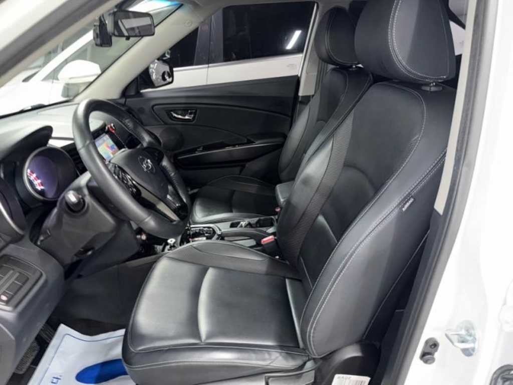 KG모빌리티(쌍용) 티볼리 가솔린 2WD 1.6 LX 최고급형 이미지 6