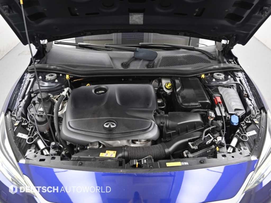 인피니티 Q Q30 2.0 프리미엄 이미지 5