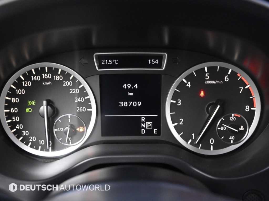 인피니티 Q Q30 2.0 프리미엄 이미지 7