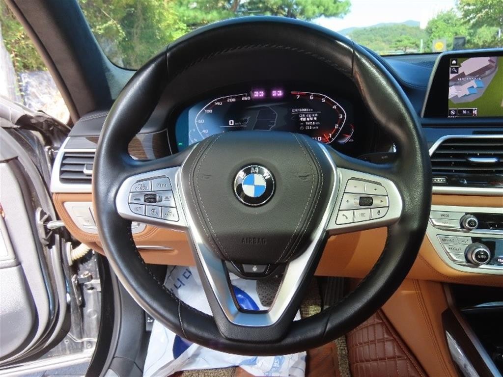 BMW 7시리즈 7시리즈 (G11) 740Li xDrive M SPORT 스포츠 이미지 14