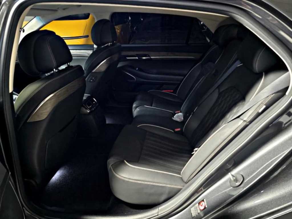 제네시스 G90 3.8 GDI AWD 럭셔리 이미지 9