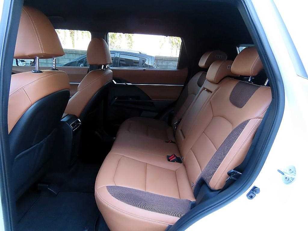 KG모빌리티(쌍용) 토레스 1.5 GDI-T 2WD T7 이미지 6