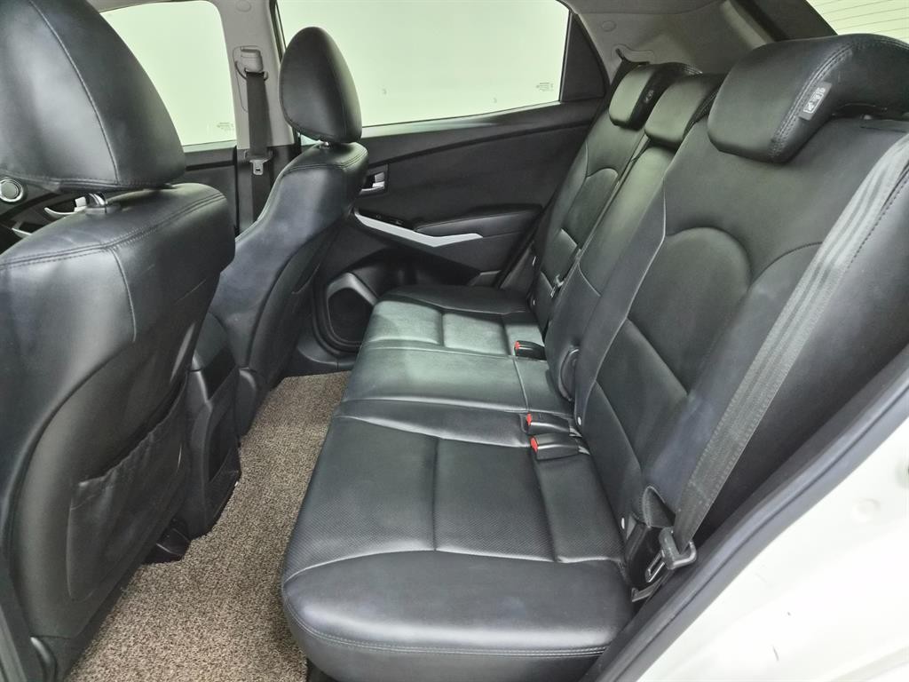 KG모빌리티(쌍용) 코란도 뉴스타일코란도C 2.2 RX 2WD 고급형 이미지 7