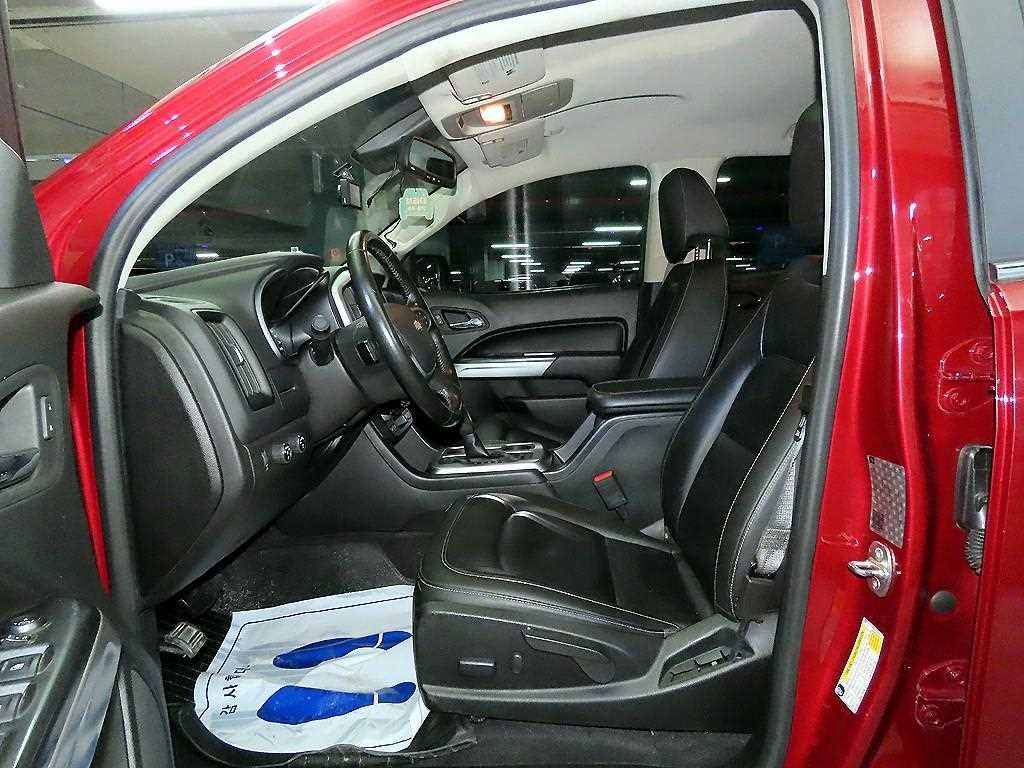 쉐보레 콜로라도 3.6 익스트림-X 4WD 이미지 6