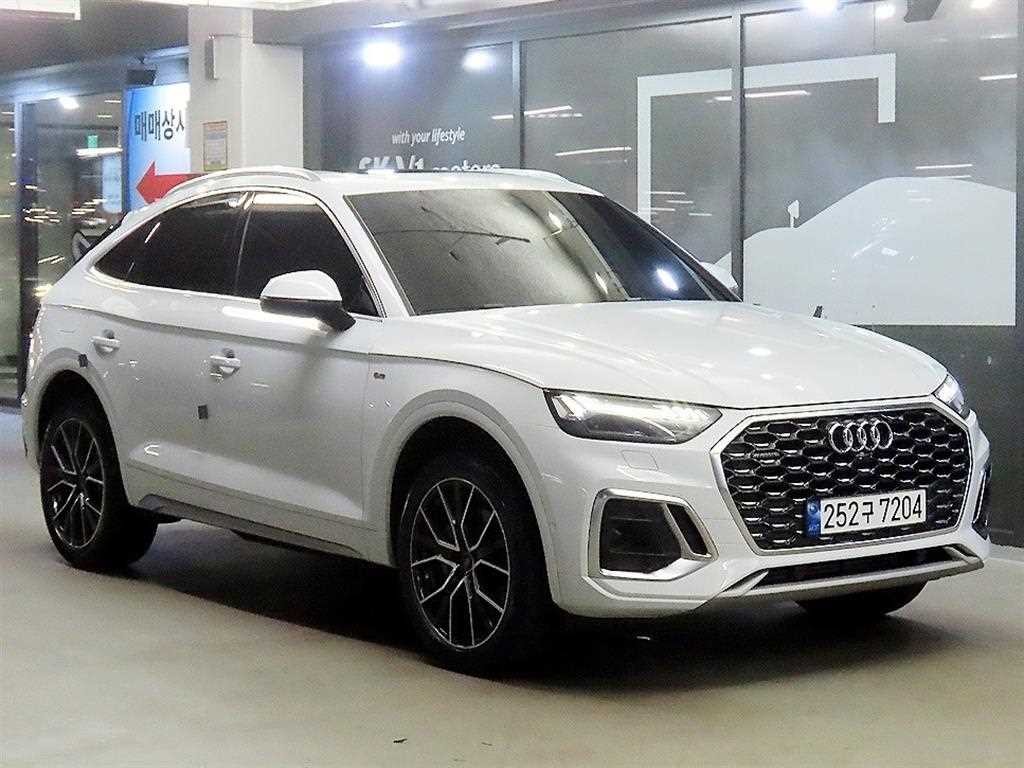 아우디 Q5 Q5 (FY) 45 TFSI 콰트로 프리미엄 스포트백 이미지 1